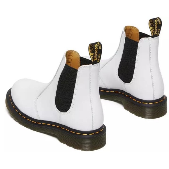 Dr. Martens Women's Softy T Chelsea
Boots (New) - Picture 4 of 12